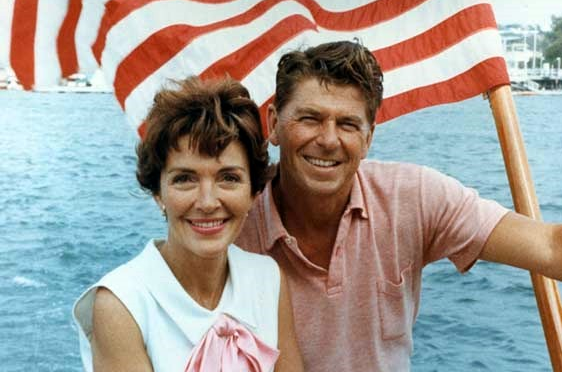 Presidential Candidates Pay Tribute to Nancy Reagan