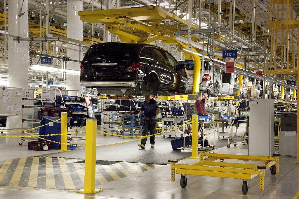  The Mercedes-Benz assembly plant in Tuscaloosa County has long been an export center, sending Alabama-built vehicles around the world.