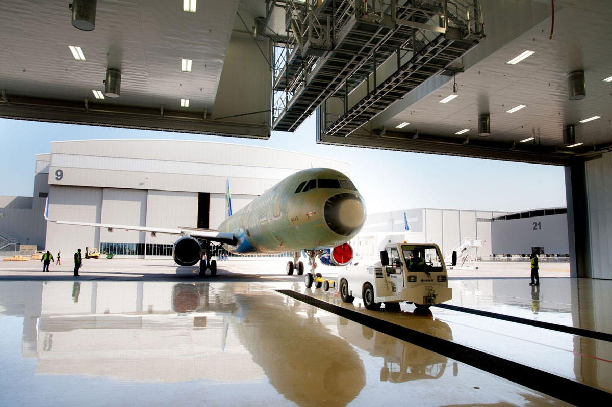 The first Alabama-made Airbus A321 enters the paint shop. (Image: MAAS Aviation)