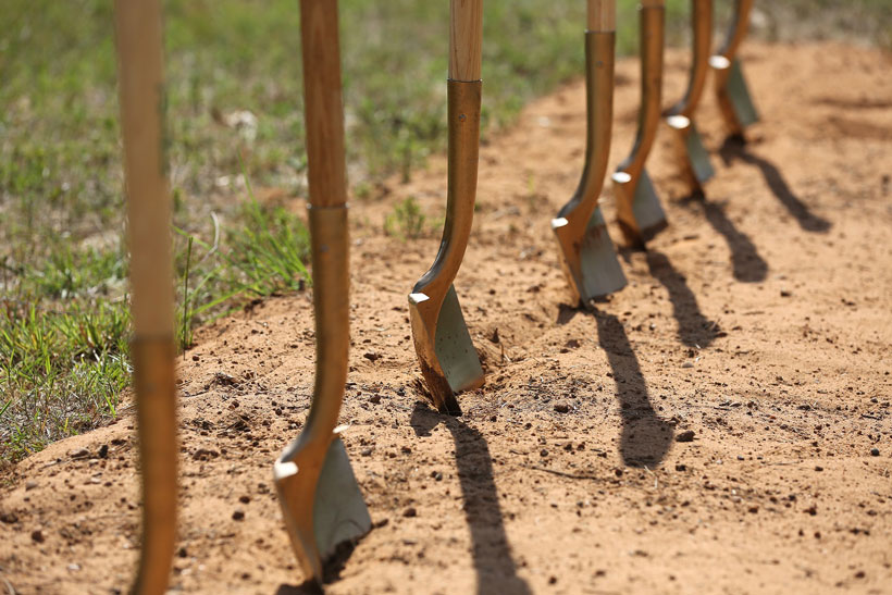 Shovels stand ready as officials from Alabama Power, the Army and other federal agencies gather at Fort Rucker on Thursday, June 2, 2016, to break ground on the company’s second, large-scale solar energy project. (Mike Kittrell/Alabama NewsCenter) - See more at: http://alabamanewscenter.com/2016/06/02/alabama-power-army-break-ground-fort-rucker-solar-project/#jp-carousel-49407