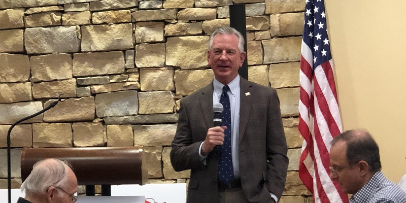 Tommy Tuberville speaks to the Mid Alabama Republican Club, 8/10/2019