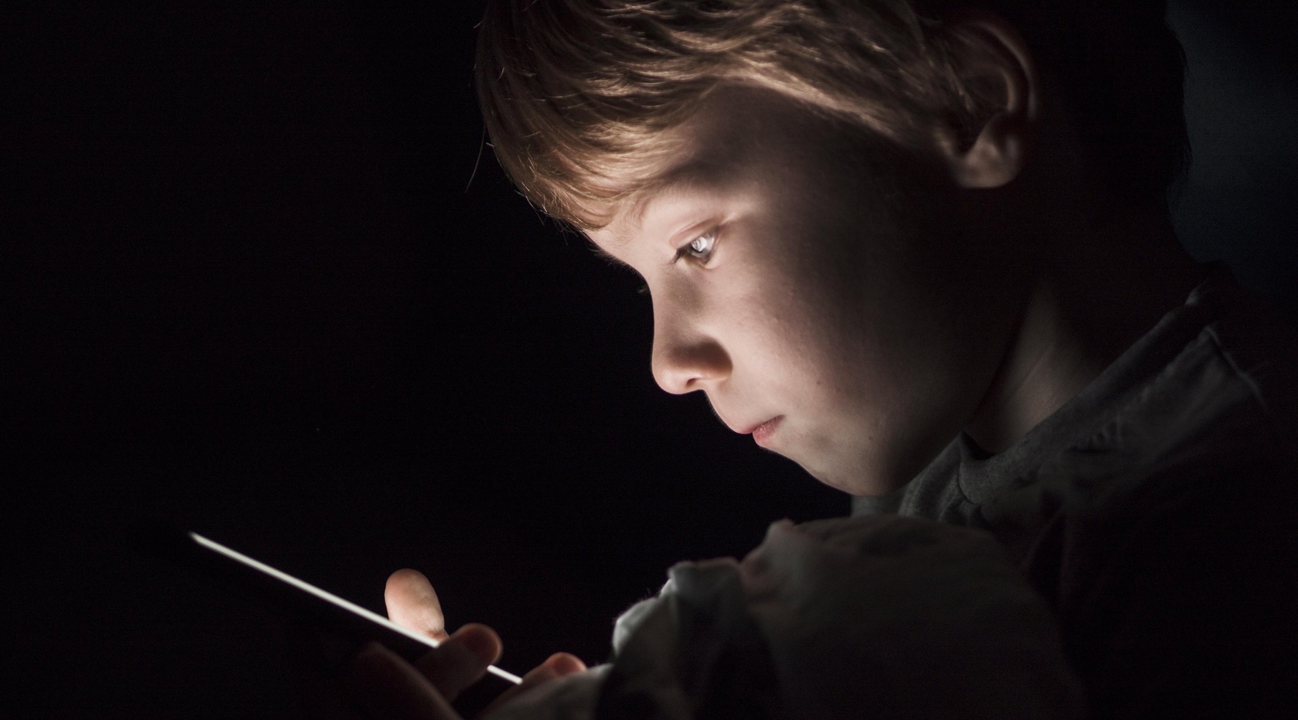 Alabama lawmaker files bill to curb ‘excessive screen use’ in childcare and classrooms